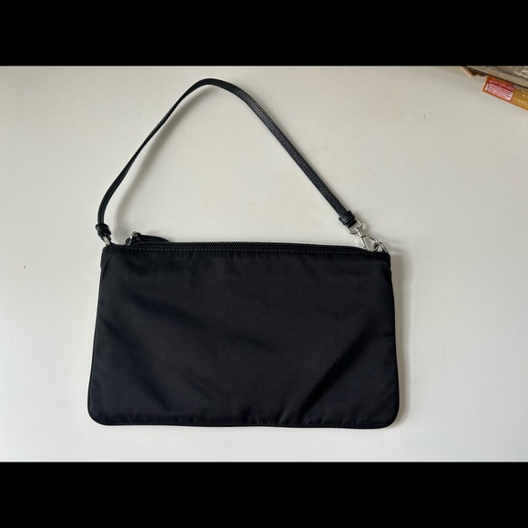 Prada Re-Nylon Mini Bag. Brand new prada shoulder bag with authentication! - Picture 5 of 6